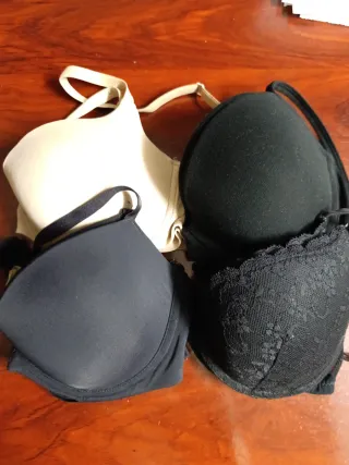 Lote 4 sujetadores beige y negro