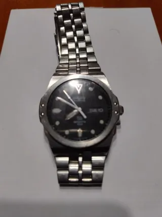 Reloj Seiko Quartz Plata