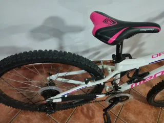 Bicicleta Megamo Open 26 Blanca y Rosa