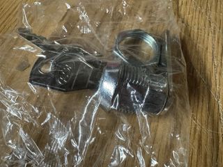 Cerradura Buzón AGA con 2 llaves