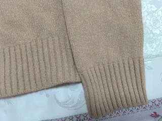 Jersey Mango marrón chica