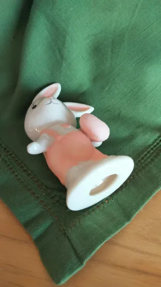 Coniglietto in porcellana con cuore rosa Italy