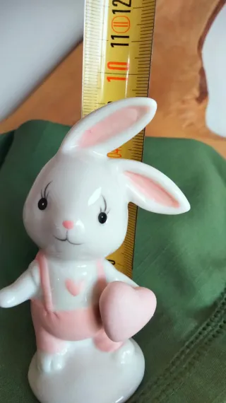 Coniglietto in porcellana con cuore rosa Italy