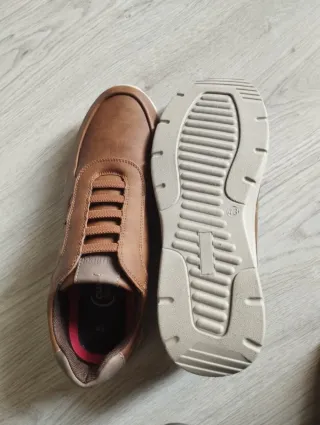 Zapatos Comfeet Marrones Nuevos