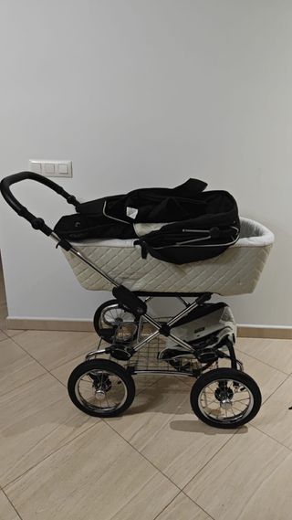 Carrito de bebé clásico