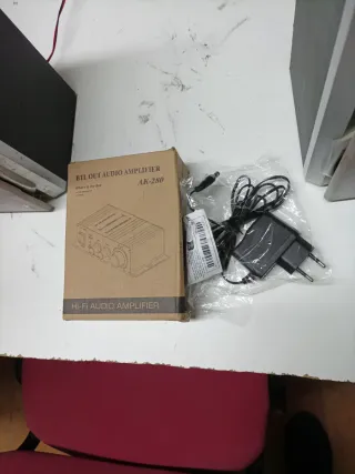 Mini Amplificador Hi-Fi con Altavoces ver fotos