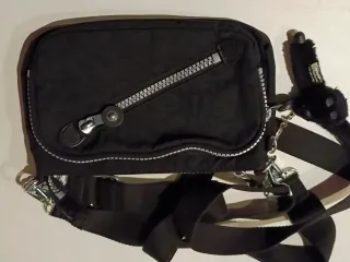 Foto 1 =10€. Foto 2 =25€. Foto 3=39€ foto 4=33€.