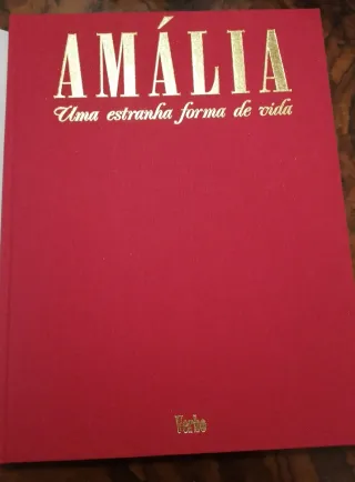 Amalia - uma estranha forma de vida