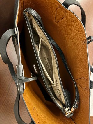 Bolso Guess Negro Piel