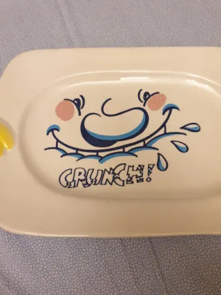 Vassoio Tazze Pazze con Mani Gialle