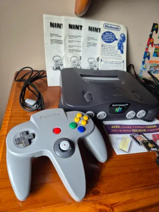 Nintendo 64 + Juegos + Folletos