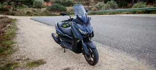Yamaha XMAX TECH MAX 125 cc.