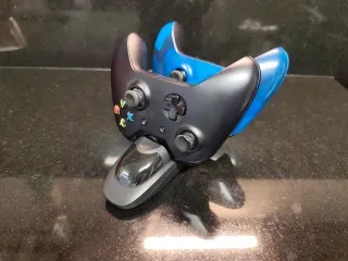 Estación Carga Xbox Series S/X - One + 2 baterías.