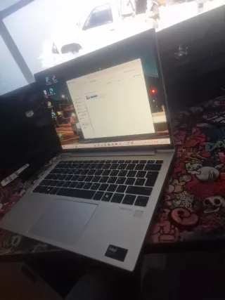 HP ma HP EliteBook 830 13 inch G11 Notebook Ultra7