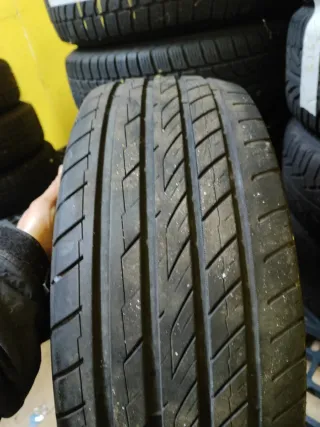 2 Ruedas 215/45R18 93W
