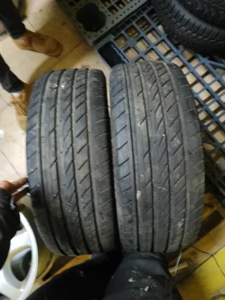 2 Ruedas 215/45R18 93W