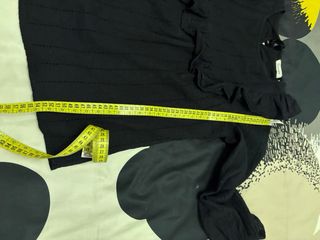 Blusa Socialite Negra con Volantes