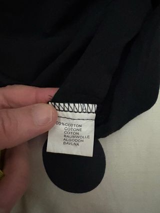 Blusa Socialite Negra con Volantes