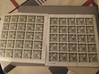 Dos pliegos de sellos de Níger