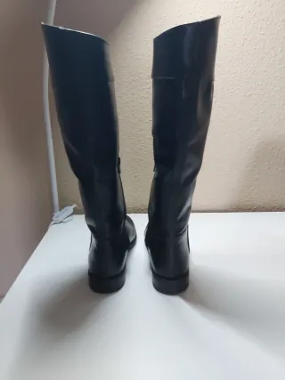 Botas altas negras