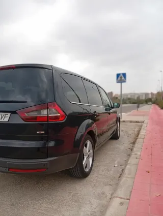 Ford Galaxy 2010