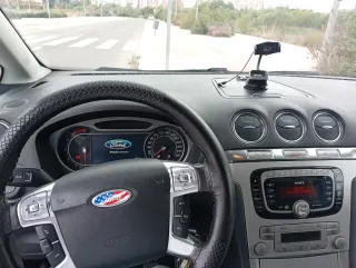 Ford Galaxy 2010