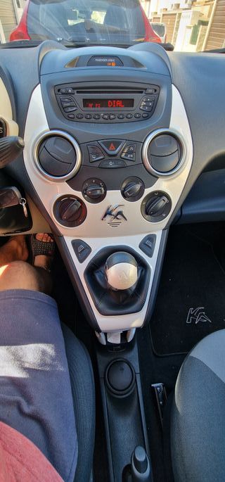 Ford Ka Titanium+ 2015