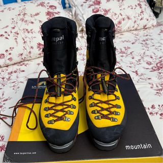 Botas La Sportiva Nepal Cube GTX NUEVAS T45