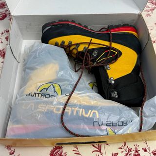 Botas La Sportiva Nepal Cube GTX NUEVAS T45