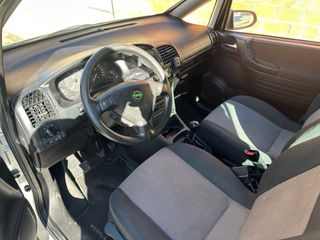 Opel Zafira 2005