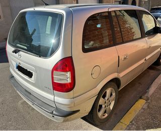 Opel Zafira 2005