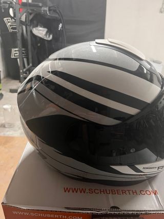 Casco Schubert R2 con Intercomunicador talla XL