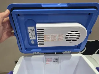 Nevera portátil eléctrica azul