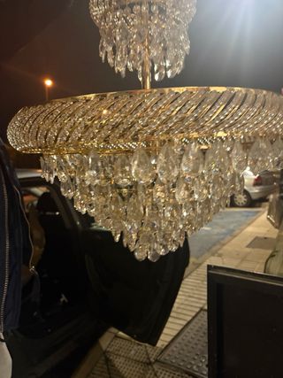 Lámpara colgante dorada con cristales