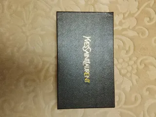 Cartera Yves Saint Laurent Naranja y Dorada