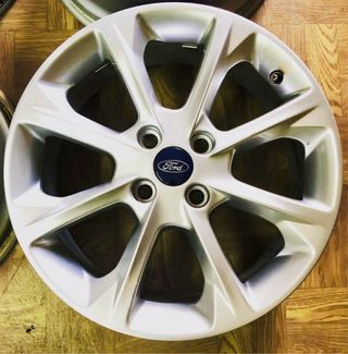 Llantas Ford 17 4x108