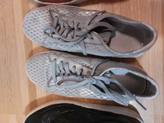 Lote 5 pares zapatillas Adidas y Puma