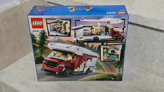 Lego City 60454 Holiday Camper Van, nuevo