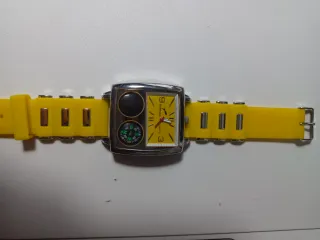 Reloj Montres Carlos Hombre Amarillo y Plateado