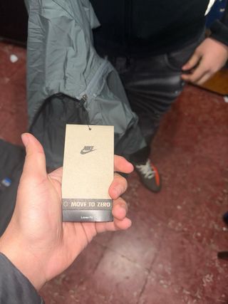 Conjunto deportivo Nike gris