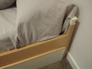 Cama nido beige y blanco