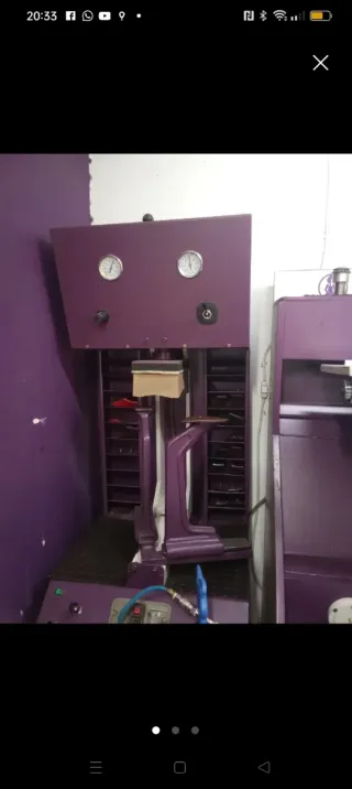 Máquina reparar calzado y prensa para pegarlos