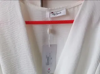 Blusa blanca nueva de algo bonito