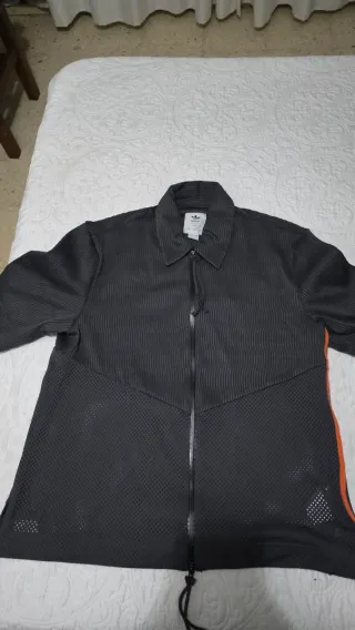 Camisa Adidas oversize S