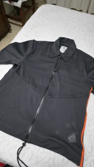 Camisa Adidas oversize S