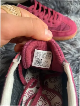 Adidas Spezial Shadow Red