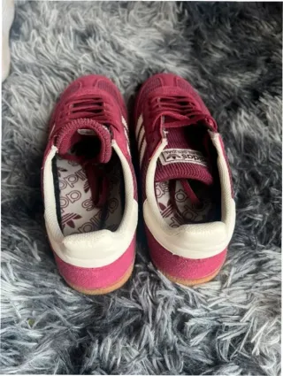 Adidas Spezial Shadow Red