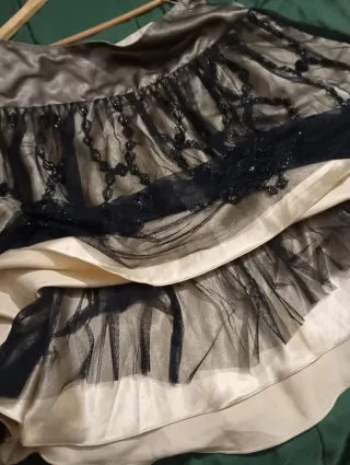 Conjunto ceremonia champán y negro T.40-42