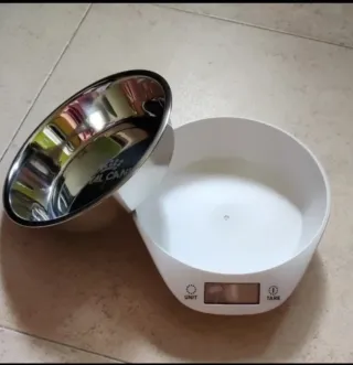 Cuenco comedero con báscula integrada