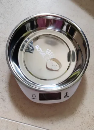 Cuenco comedero con báscula integrada